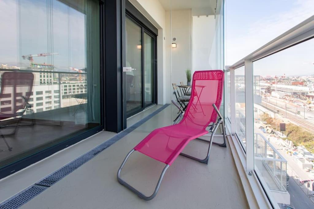 L17 Arenas Suite 3 Balconies 5Mins To The Sea Nice Bagian luar foto